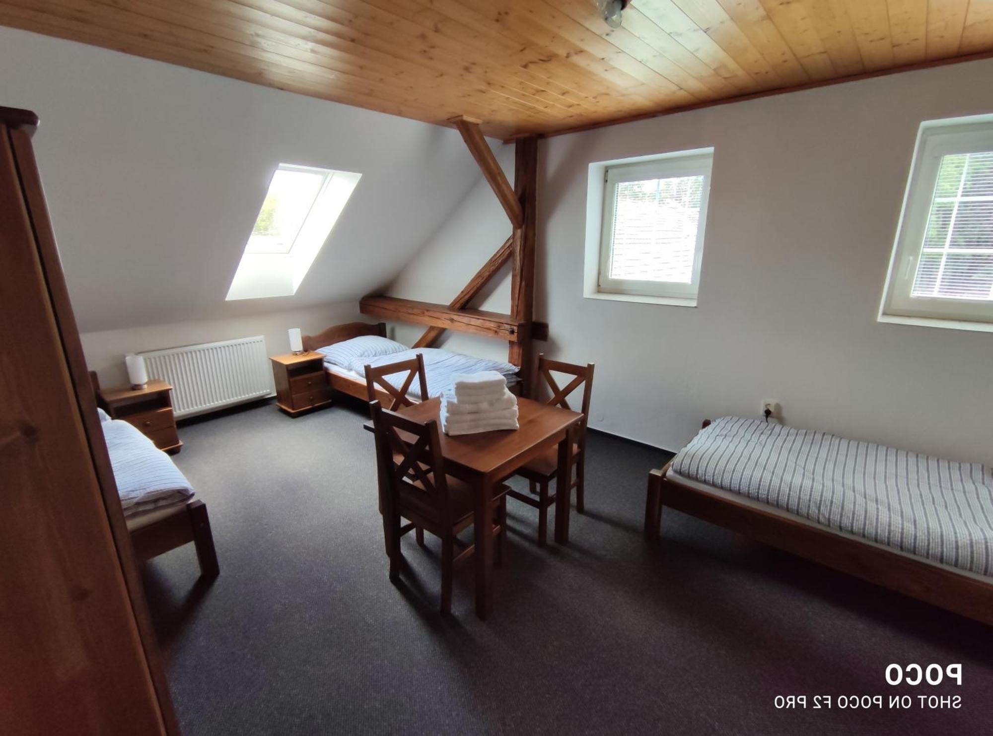 Zamecka Posta Penzion Neznašov 部屋 写真